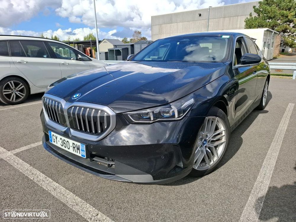 BMW 530