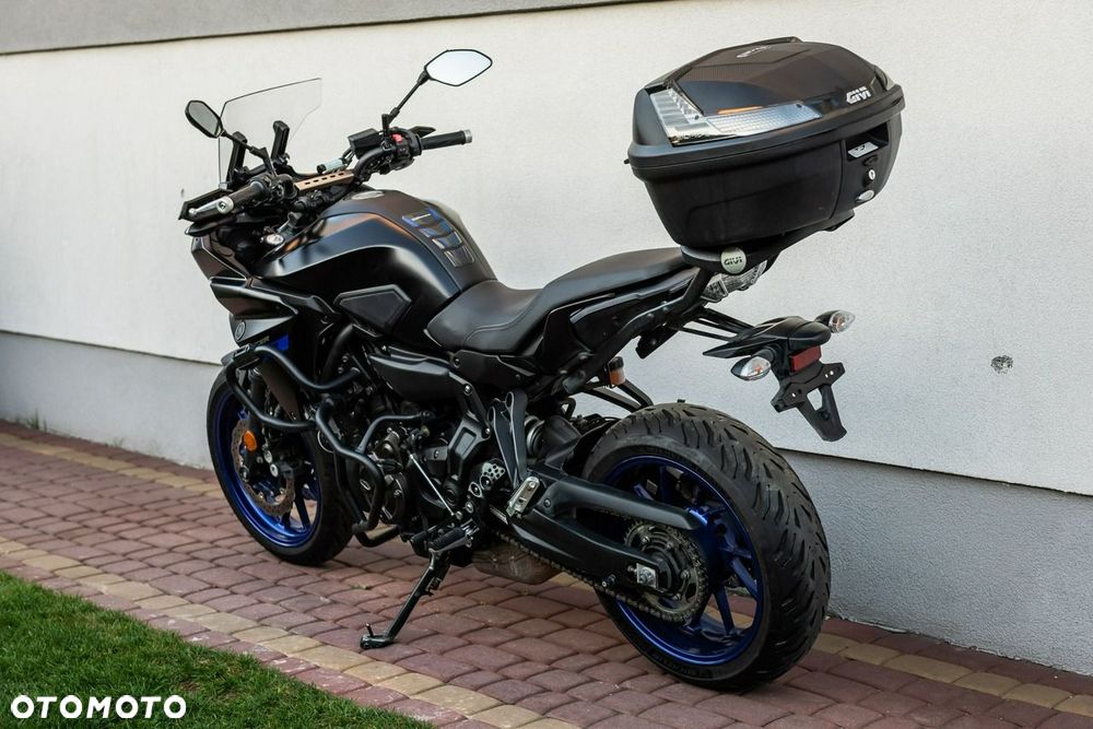 Yamaha MT - 4