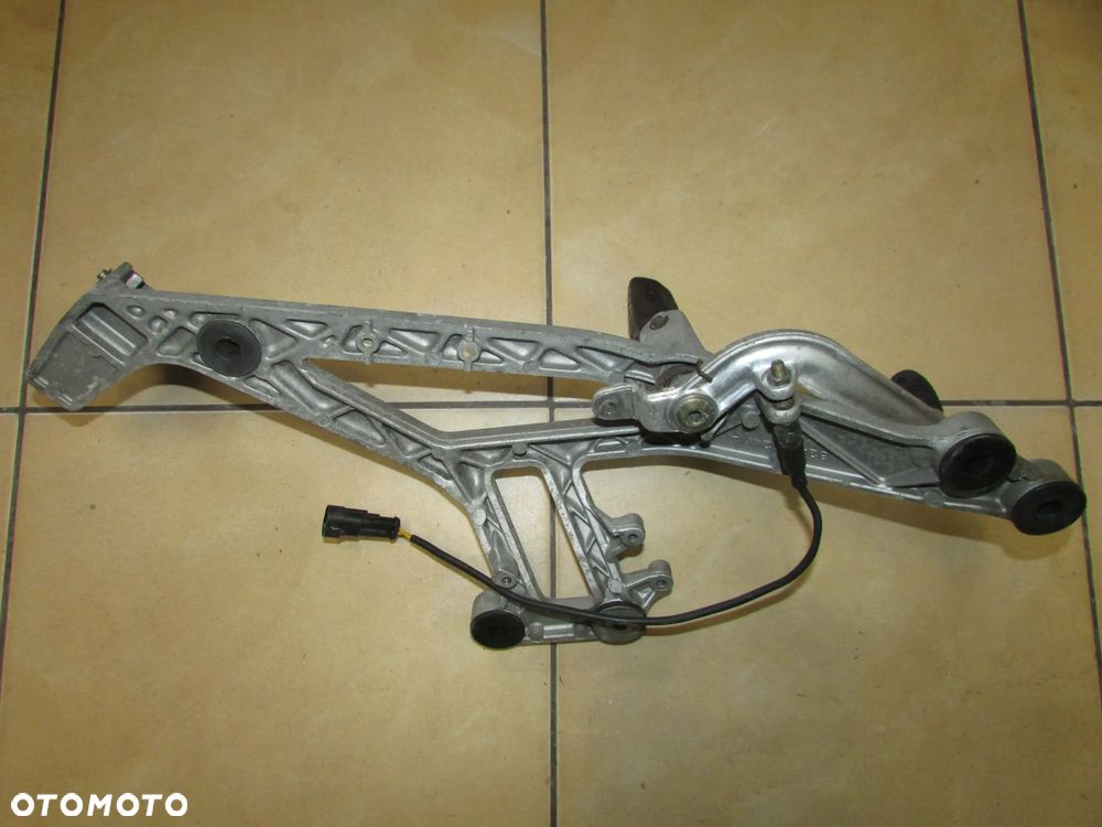 Ducati Monster 600 620 900 podnóżek set panel prawy - 2