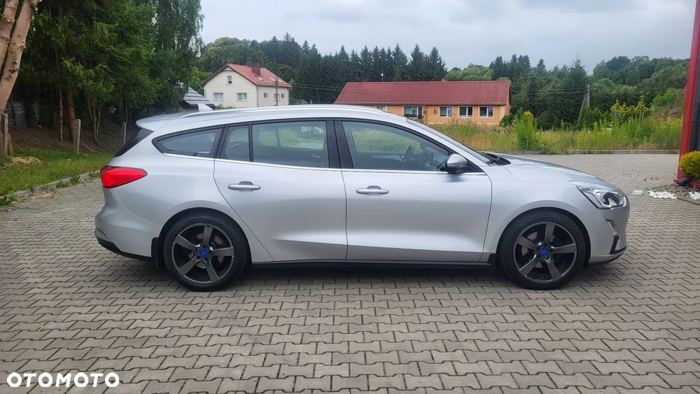 Ford Focus 1.5 EcoBlue Start-Stopp-System COOL&CONNECT - 5