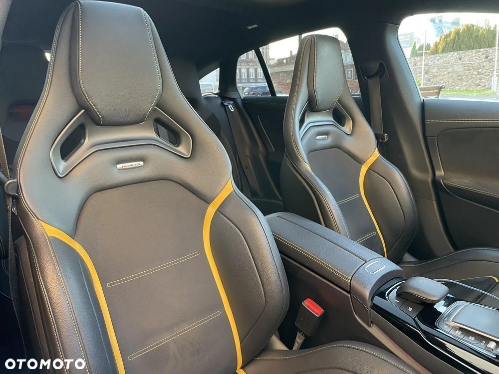 Mercedes-Benz CLA - 15