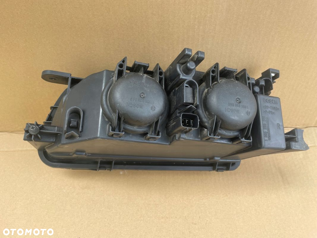 Mazda 626, 2000, 2002 Prawa Przednia Lampa Europa - 7