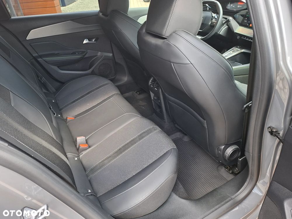 Peugeot 308 Hybrid 136 e-DSC6 GT - 21