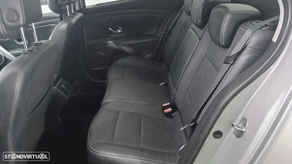 Renault Fluence 1.5 dCi Exclusive - 23