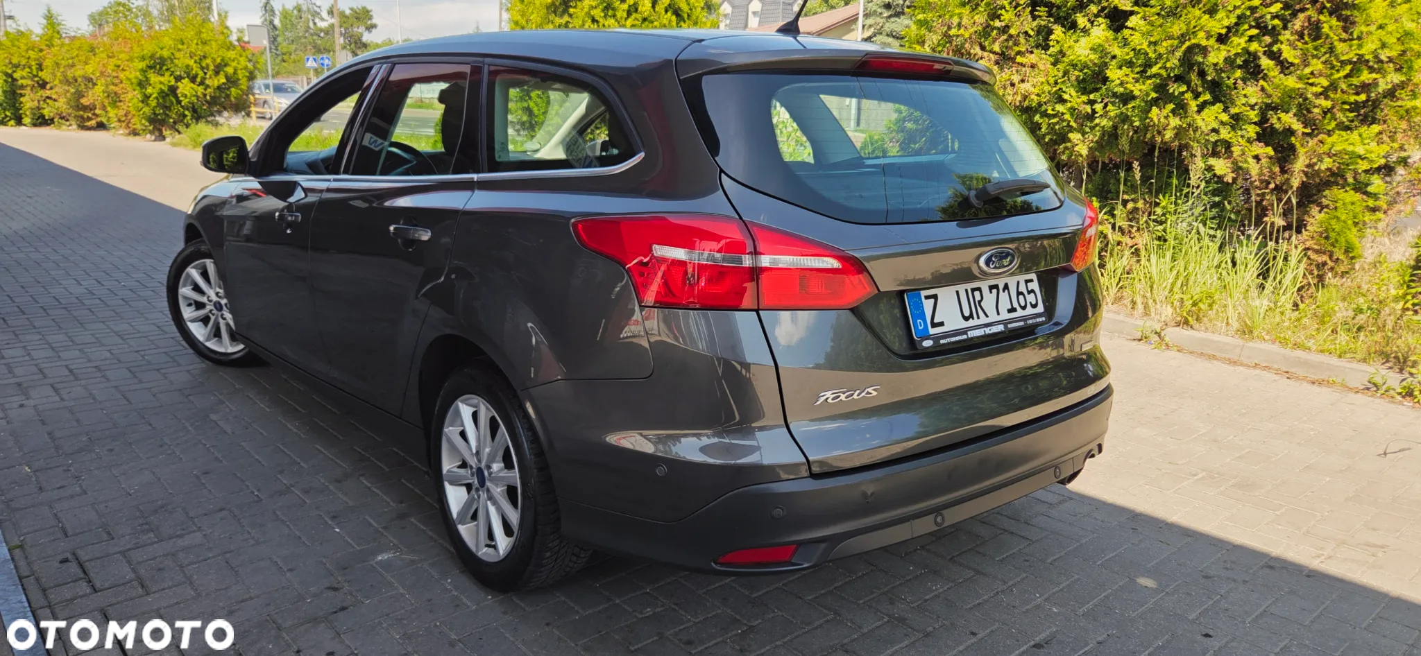 Ford Focus Turnier 1.6 EcoBoost Start-Stopp-System Titanium - 8