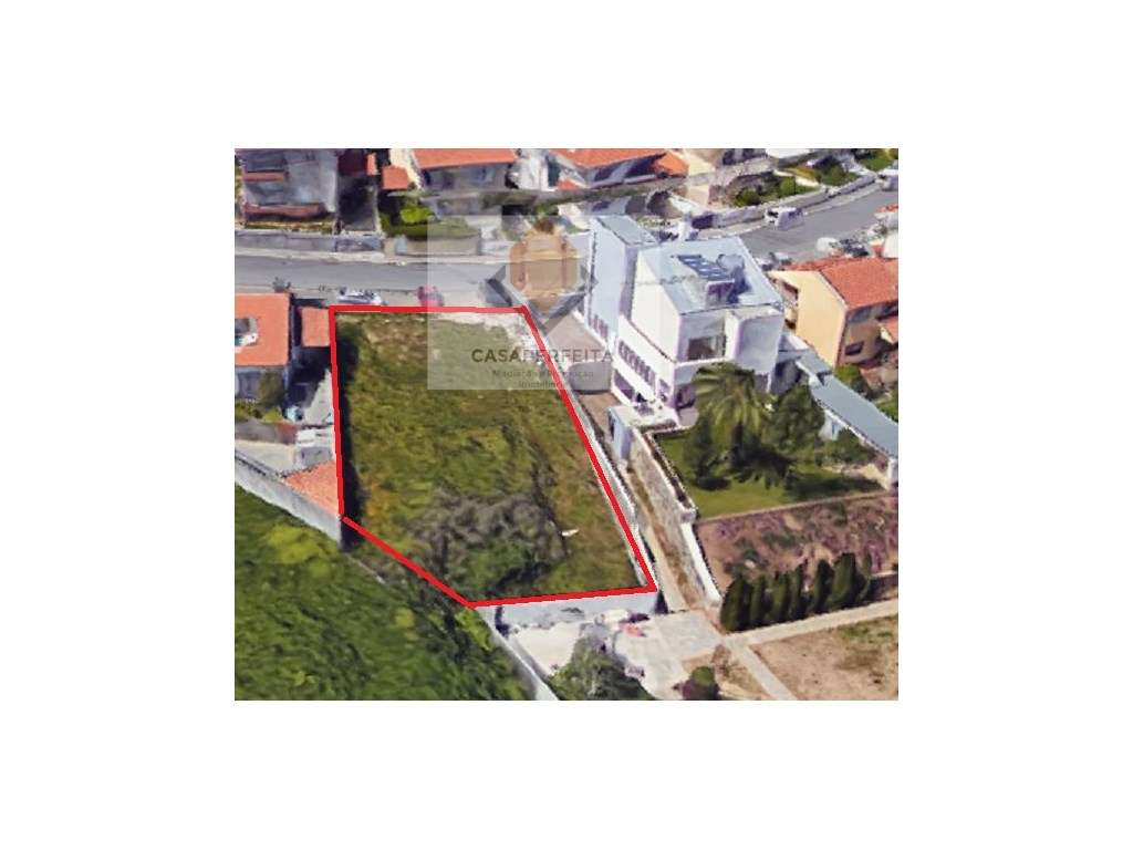 Terreno para moradia de 4 frentes - Canelas - Grande imagem: 3/4