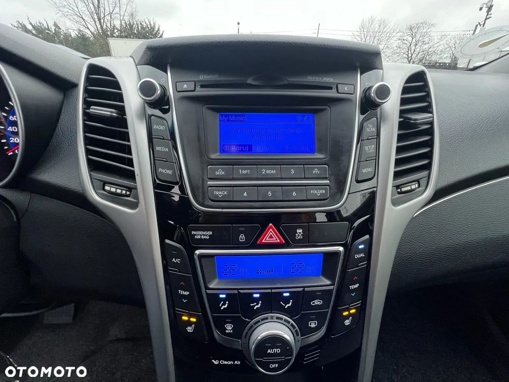 Hyundai i30 blue 1.6 GDI Trend - 29