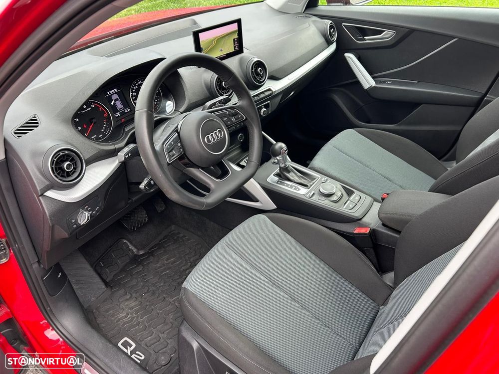 Audi Q2 30 TFSI Design S tronic - 9