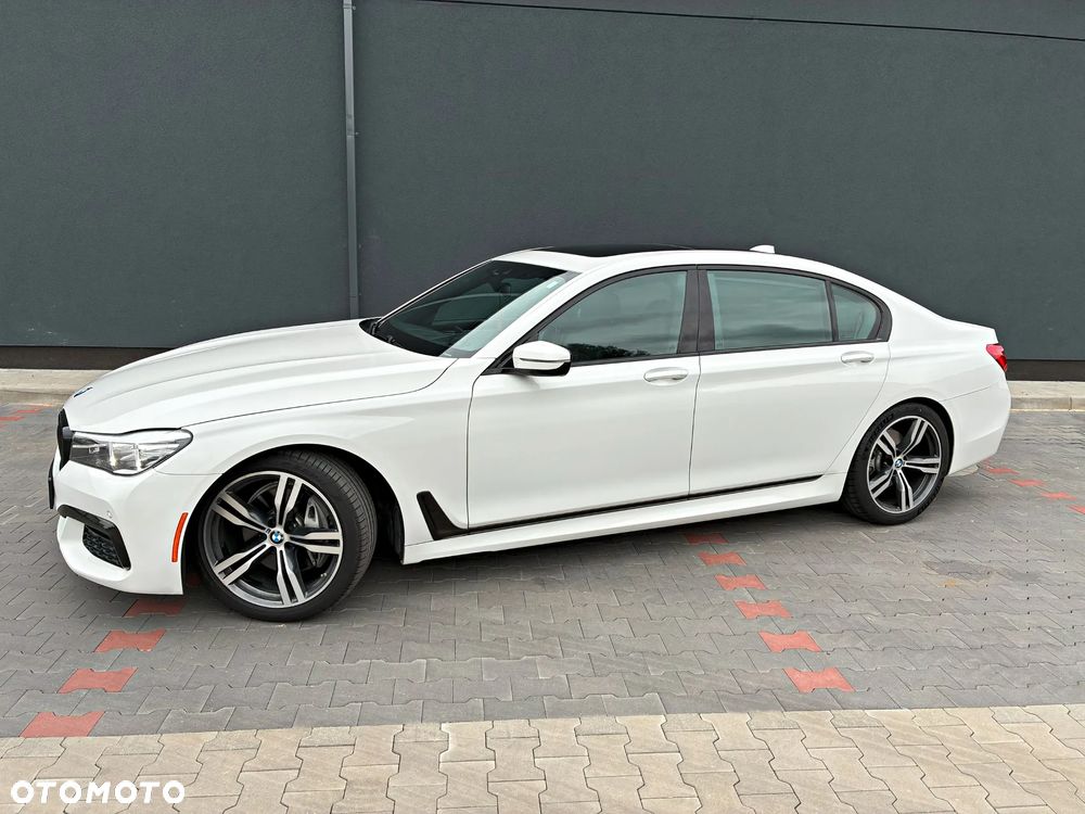 BMW Seria 7 740Li - 18