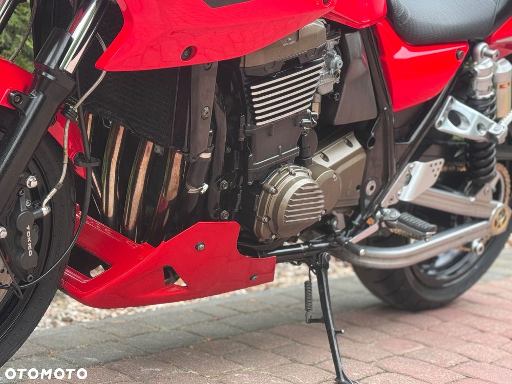 Kawasaki ZRX - 11