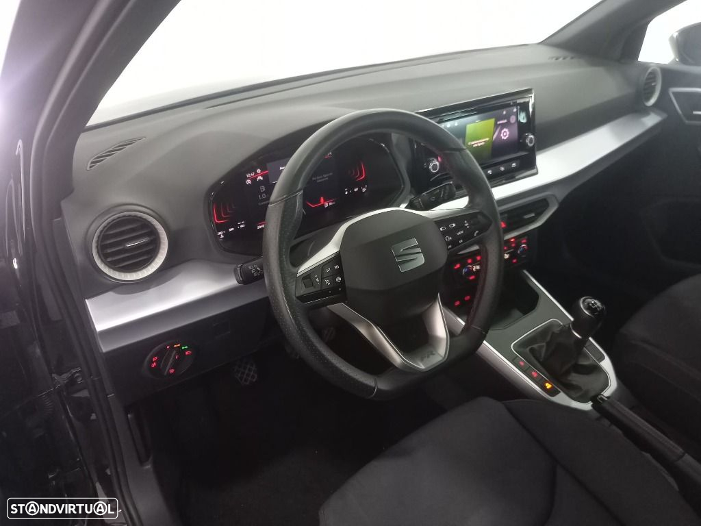SEAT Arona 1.0 TSI FR - 13