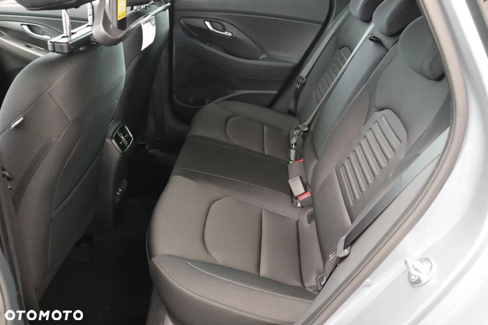 Hyundai i30 1.5 T-GDI 48V Smart - 14