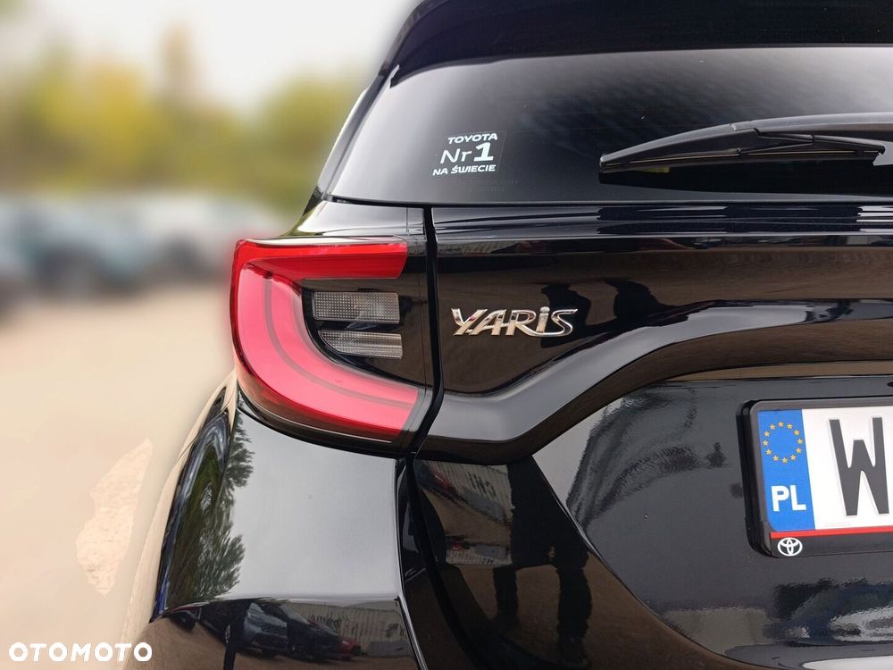 Toyota Yaris Hybrid 1.5 Style - 26