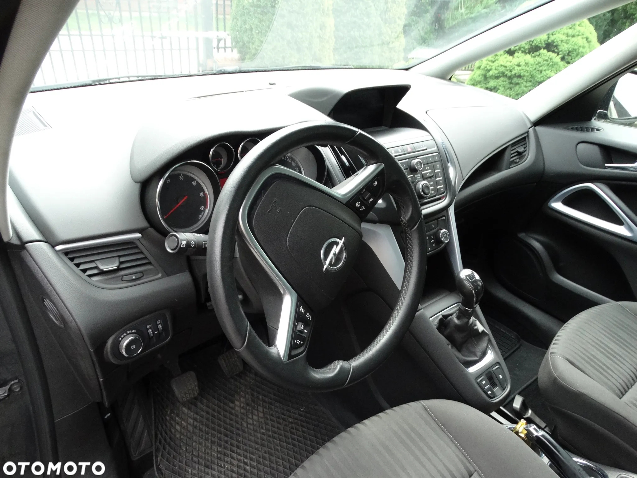 Opel Zafira - 8