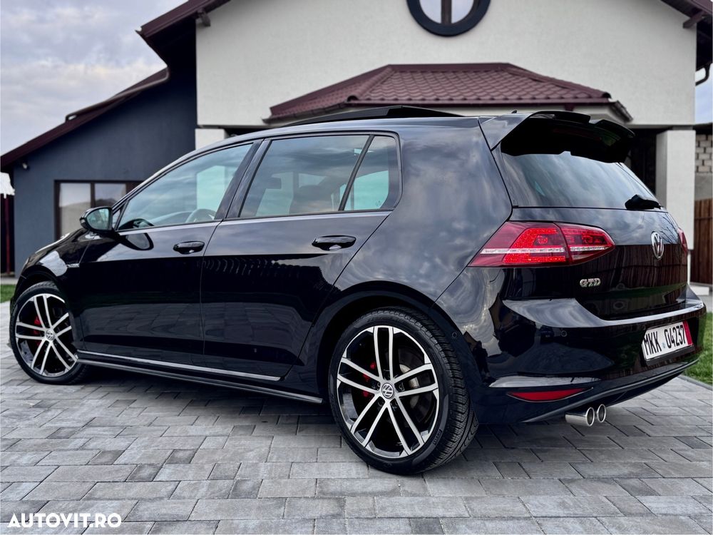 Volkswagen Golf GTD BlueMotion Technology - 13