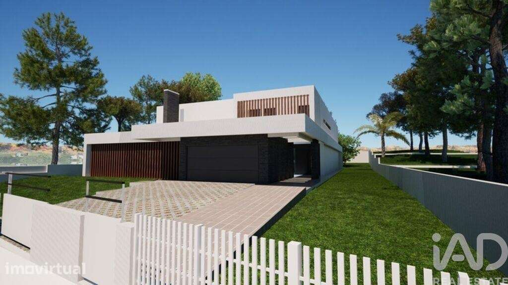Casa T4 em Fernão Ferro de 242,00 m2 - Grande imagem: 2/8