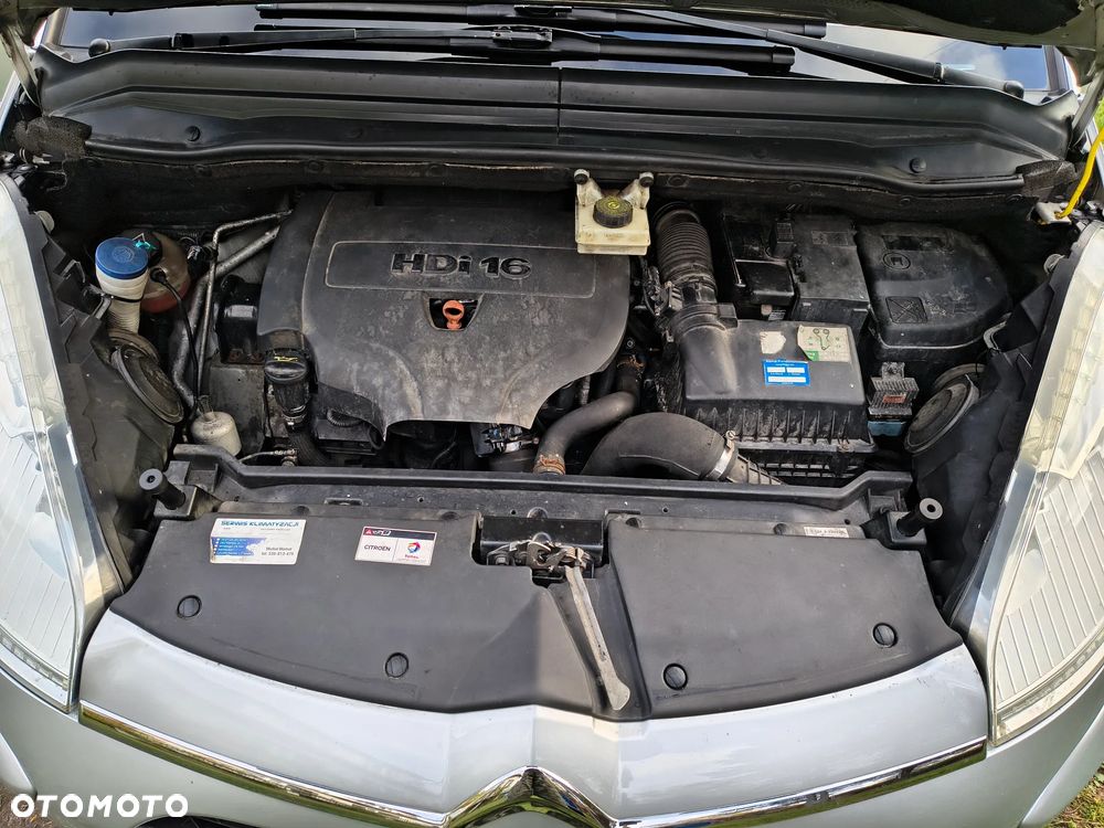 Citroën C4 Grand Picasso - 24