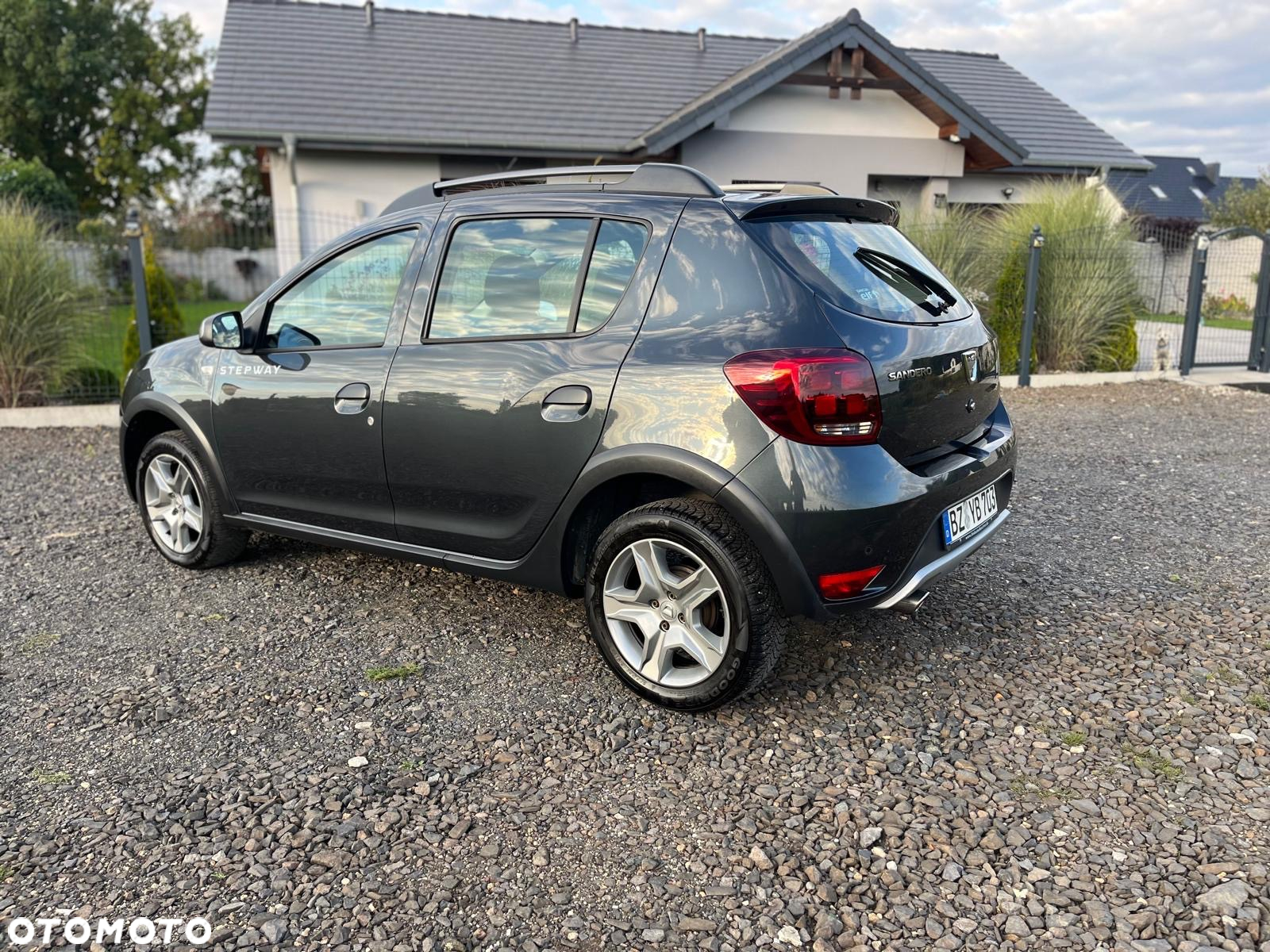 Dacia Sandero Stepway TCe 90 Prestige - 8
