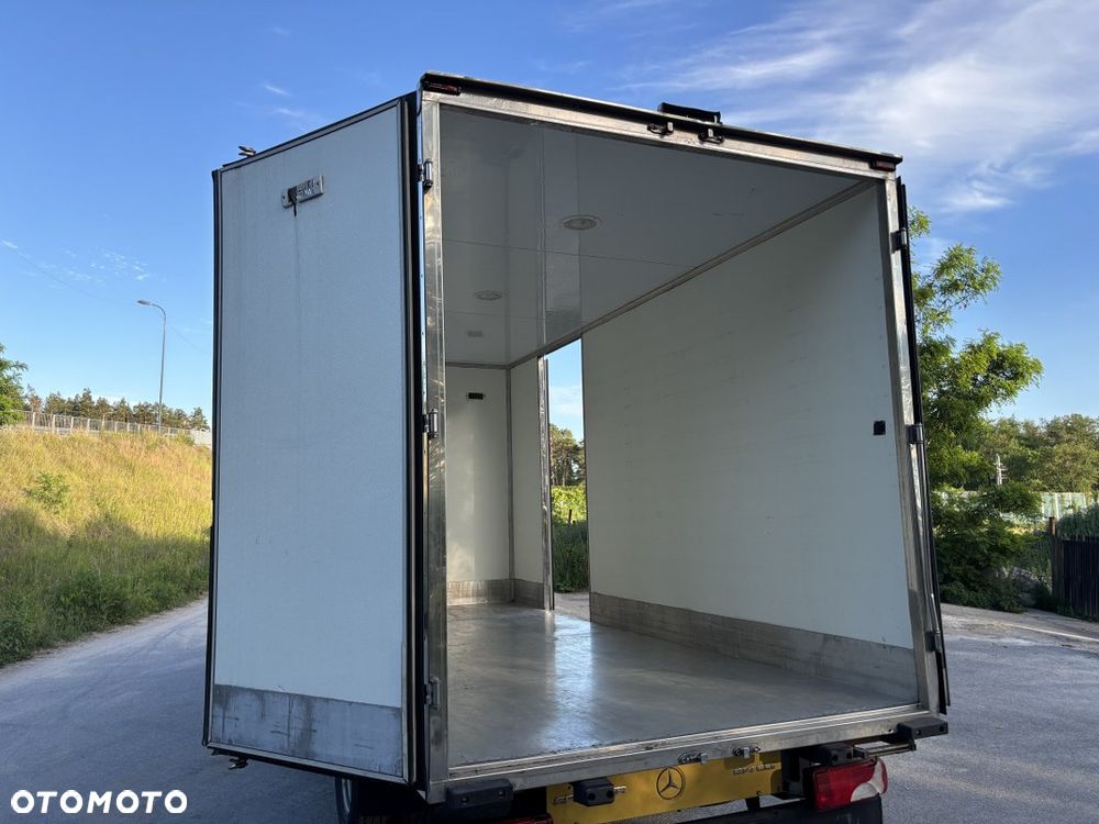 Mercedes-Benz Sprinter 514 - 19