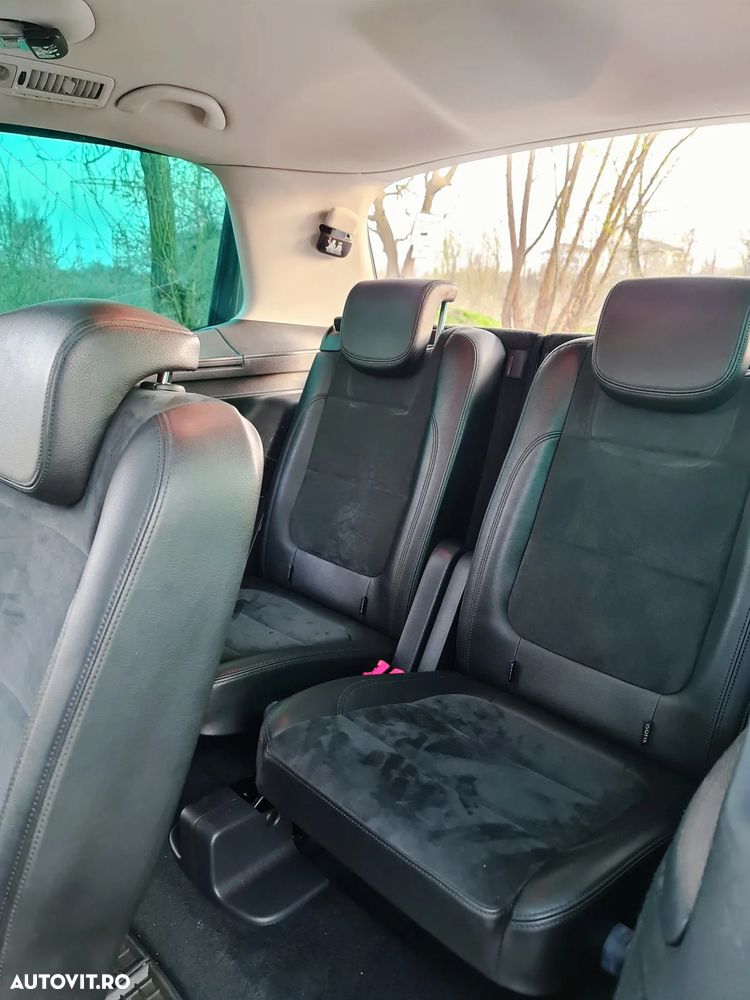 Volkswagen Sharan 2.0 TDI DSG BlueMotion Technology Highline - 11