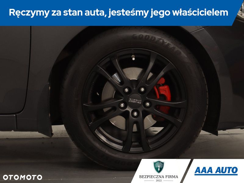 Kia Ceed - 16