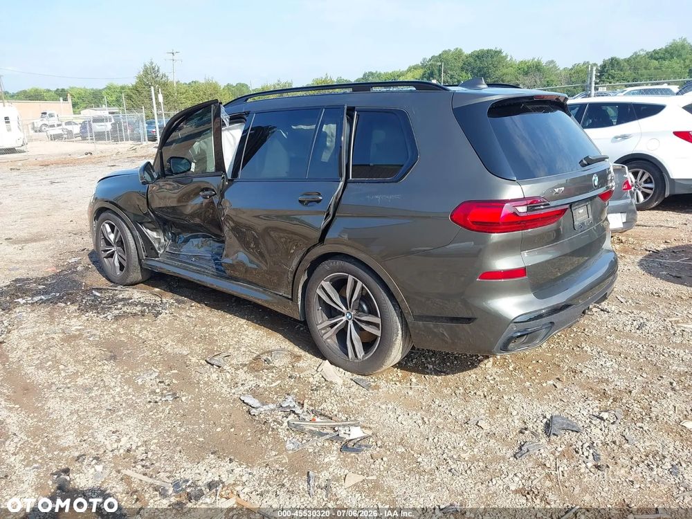 BMW X7 M50i sport - 15