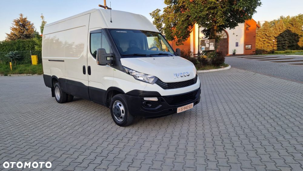 Iveco DAILY 35 Klima Elektryka Tempomat Na Bliźniaku Furgon 3os. Hak Serwis - 33