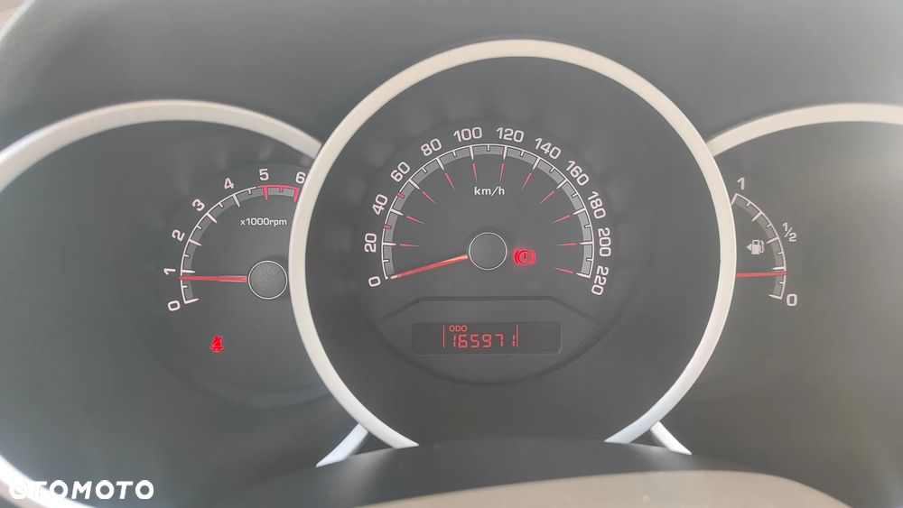 Kia Venga 1.6 CRDi L - 14