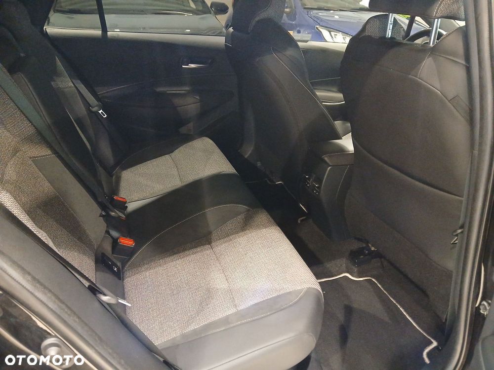 Toyota Corolla 1.8 Hybrid Style - 11
