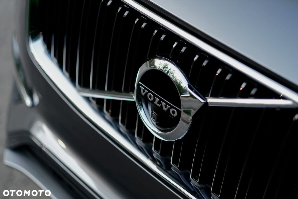 Volvo XC 90 T6 AWD Momentum - 3