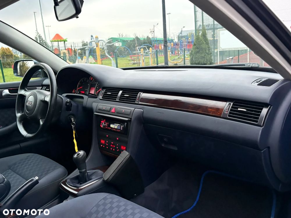 Audi A6 Avant 1.8T - 13