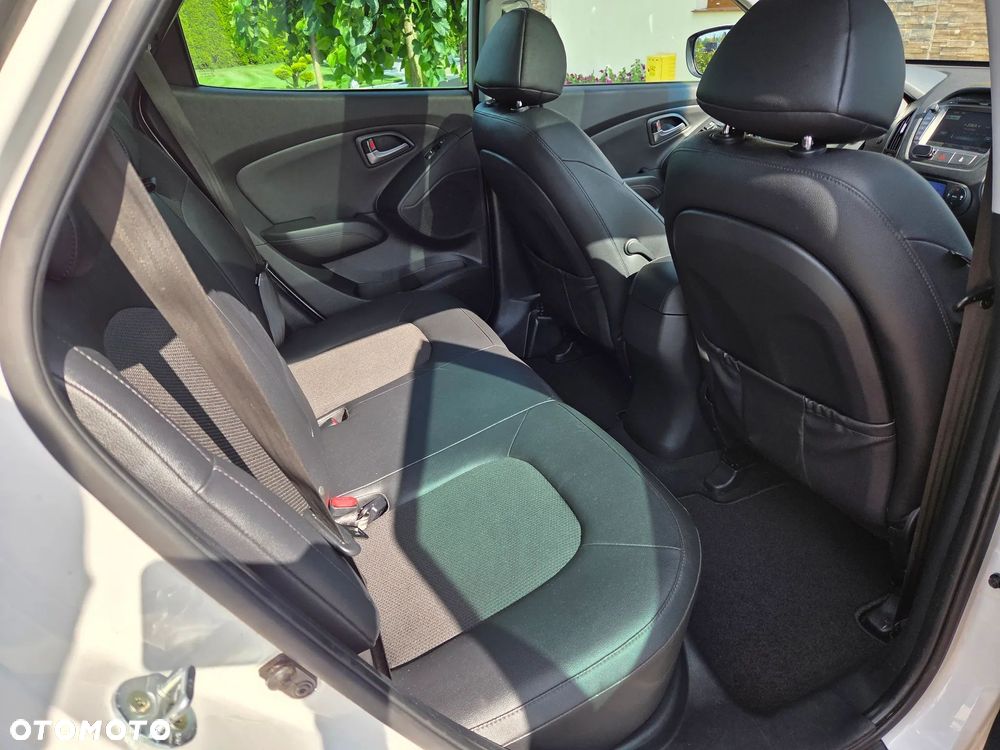 Hyundai ix35 blue 1.6 2WD Finale Gold - 26