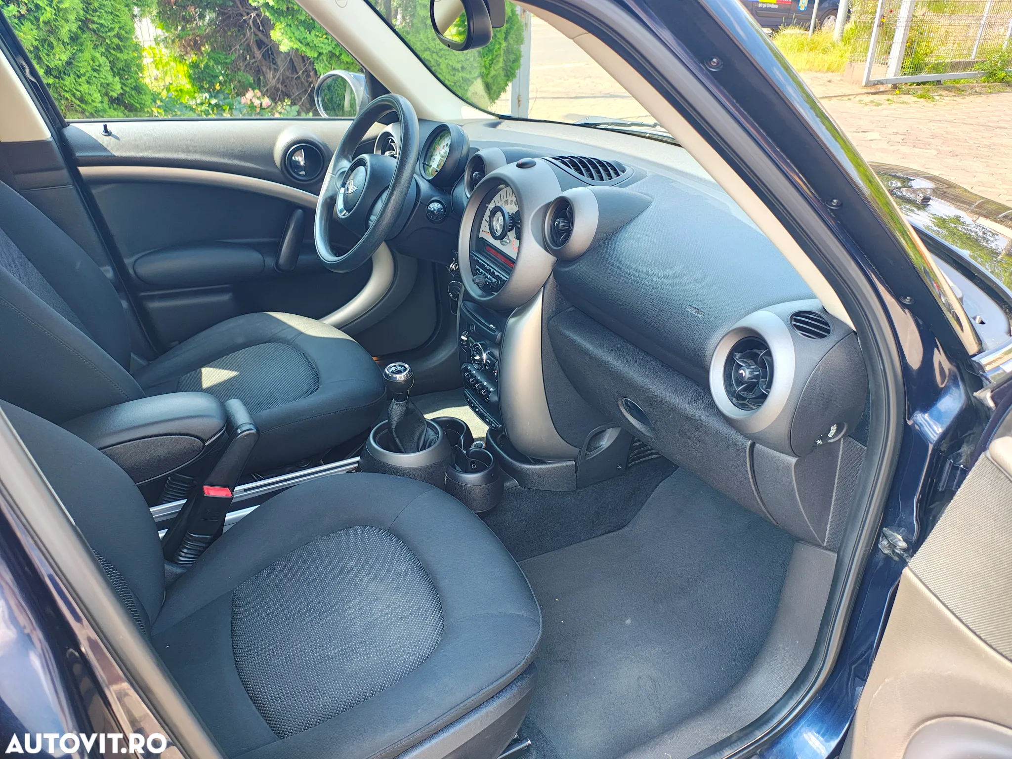 Mini Countryman One D - 9