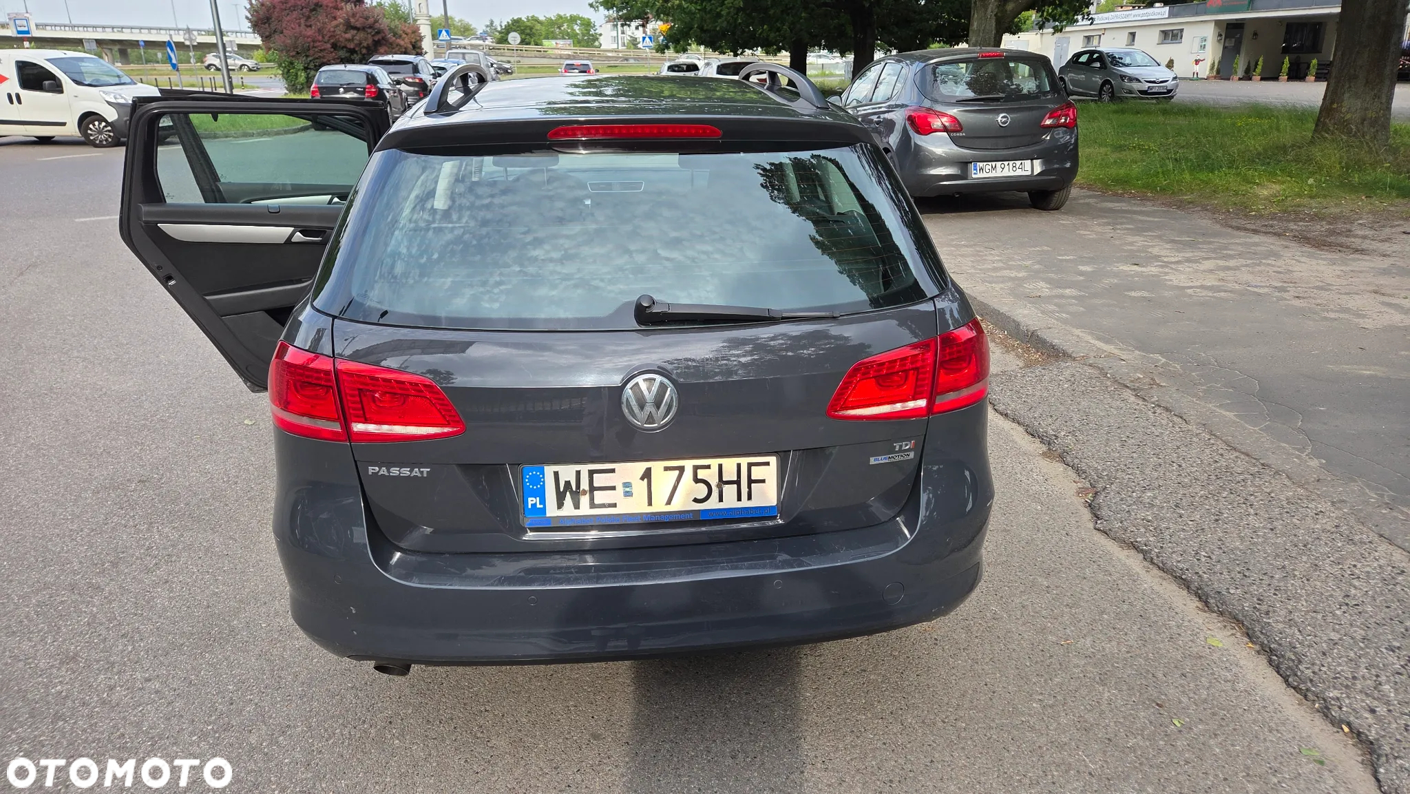 Volkswagen Passat - 3