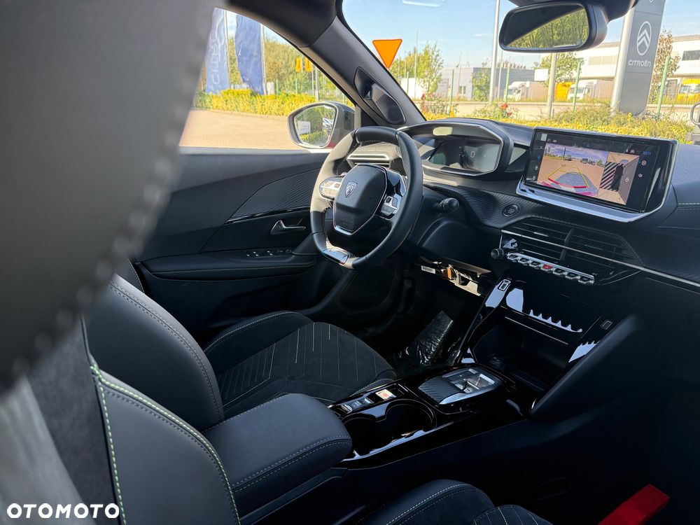 Peugeot 2008 PureTech mHEV GT Exclusive e-DCS6 - 16