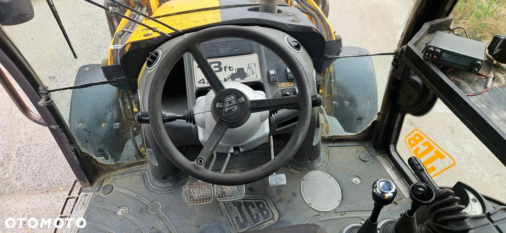JCB 3CX - 8