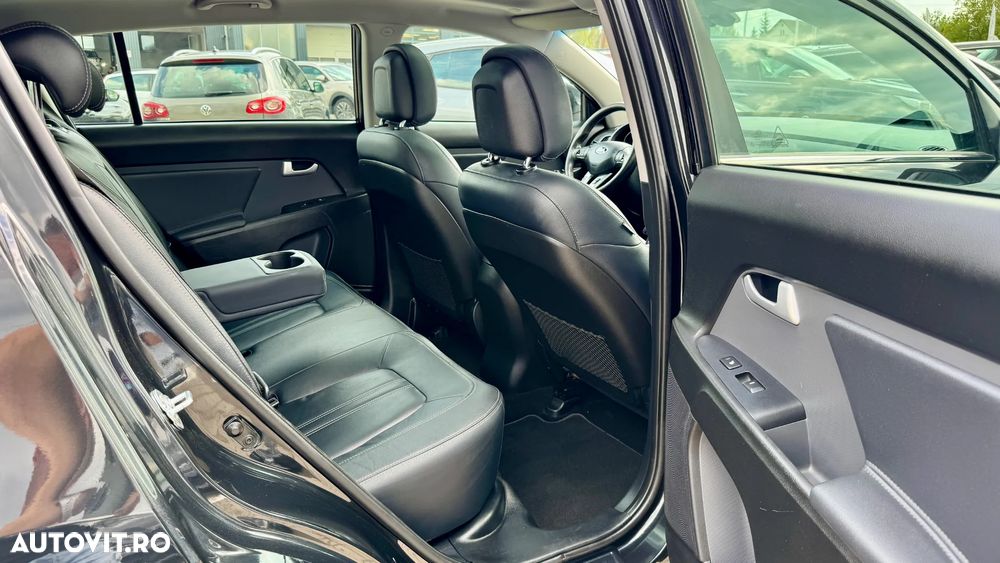 Kia Sportage 2.0 CRDI 184 AWD Aut. Spirit - 12