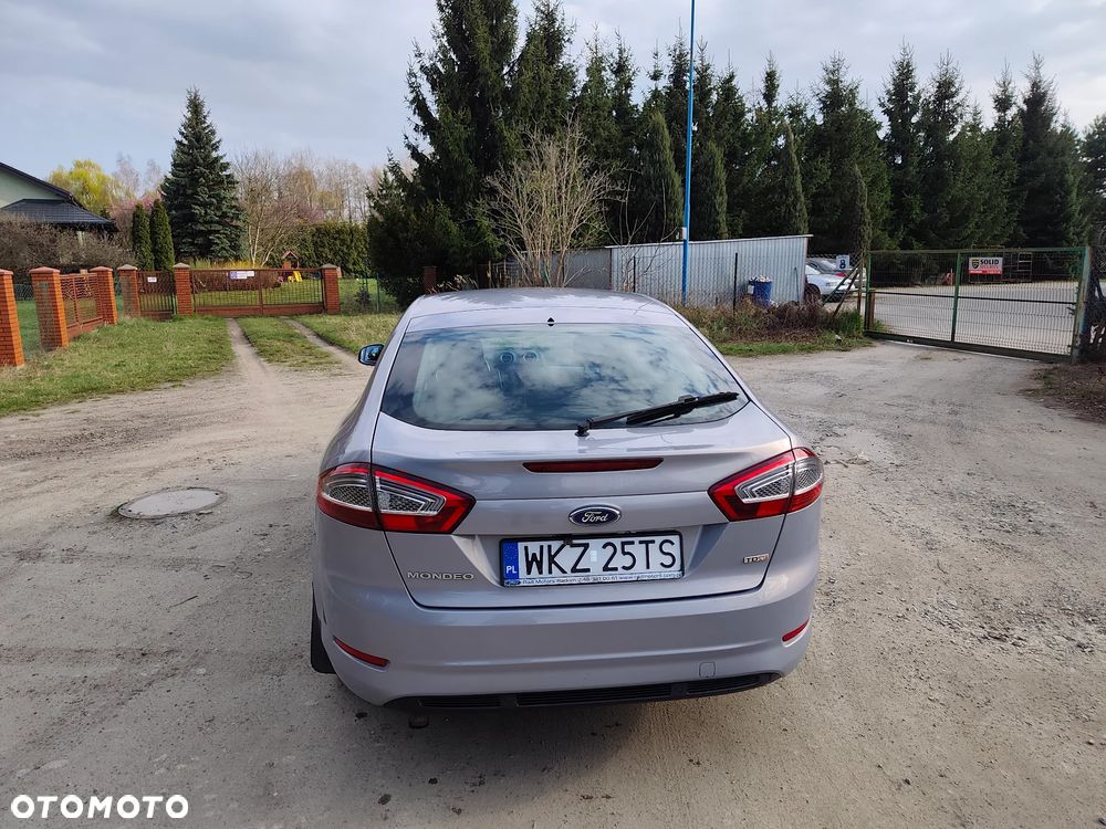 Ford Mondeo 2.0 TDCi Gold X - 11