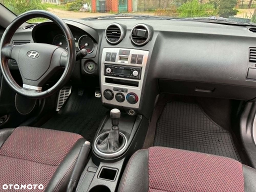 Hyundai Coupe - 5