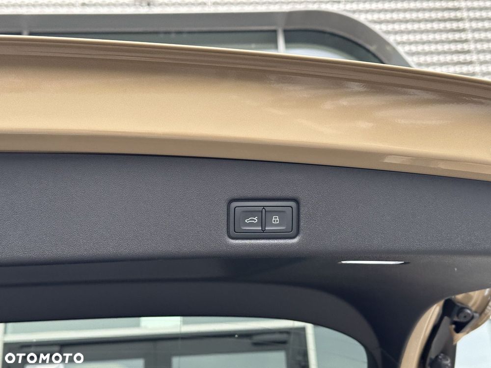 Audi Q5 Sportback - 10