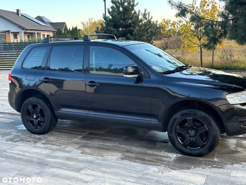 Volkswagen Touareg 2004 photo 2