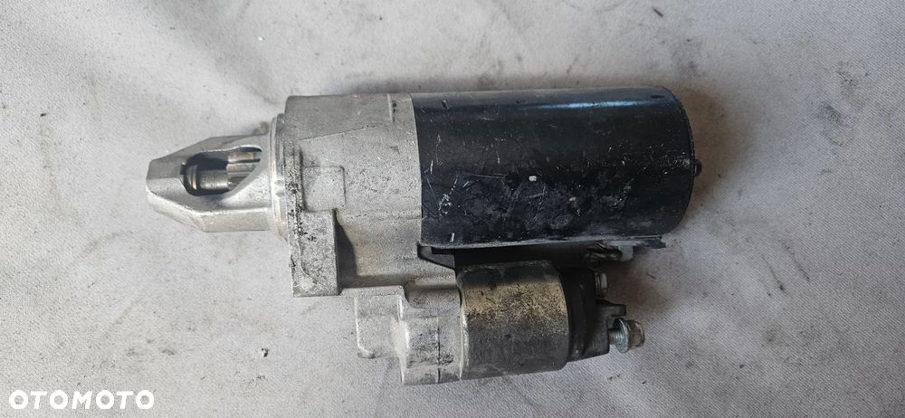 Rozrusznik Mercedes E Klasa W11 3,0 CDI A0061516101 - 3