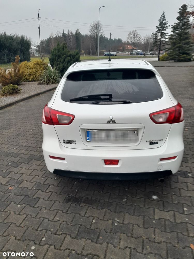 Mitsubishi Lancer 1.6 Invite - 6