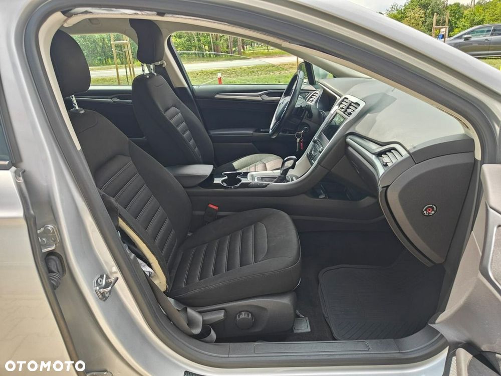 Ford Mondeo - 16