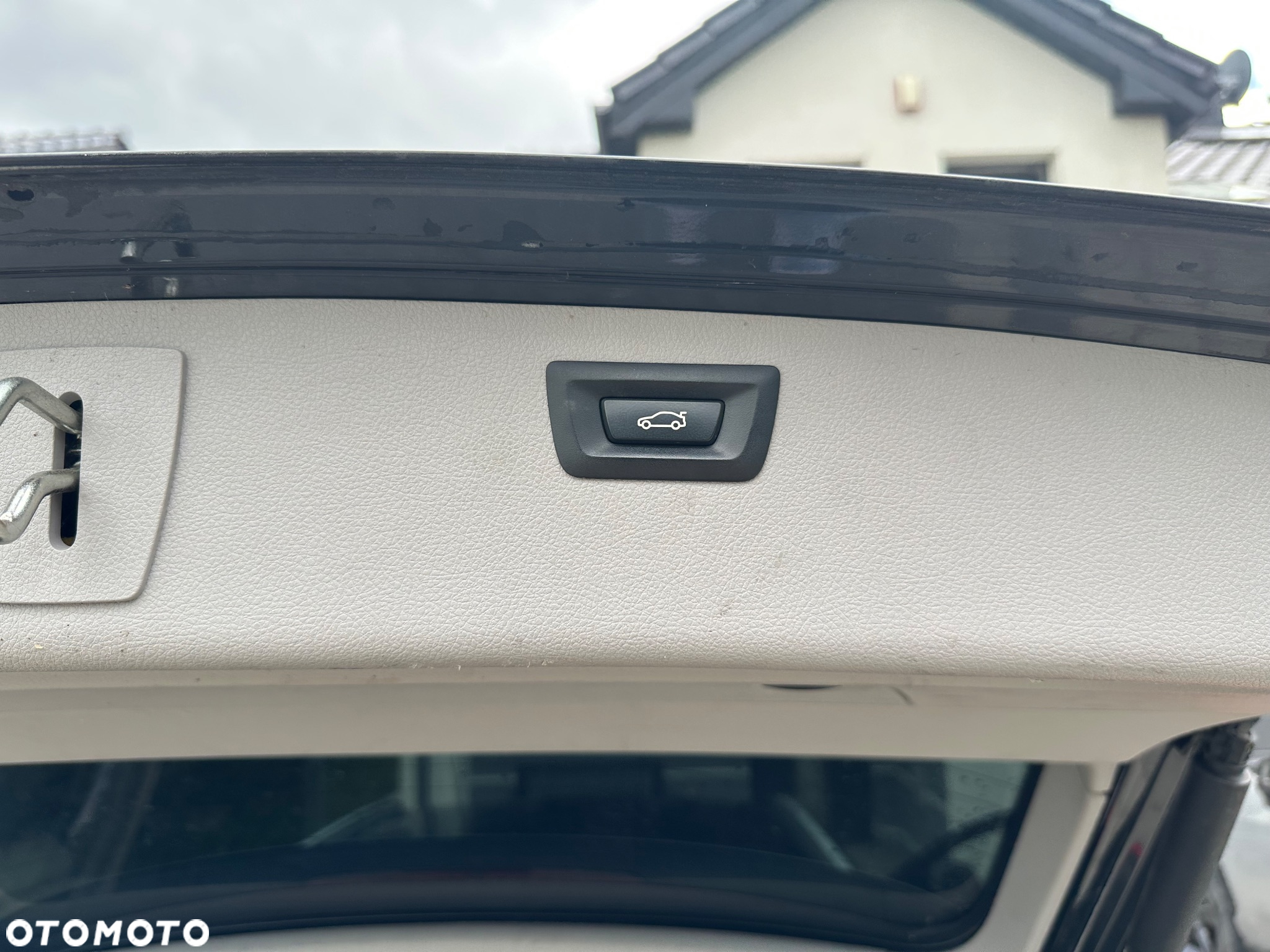 BMW Seria 3 318d Touring - 16