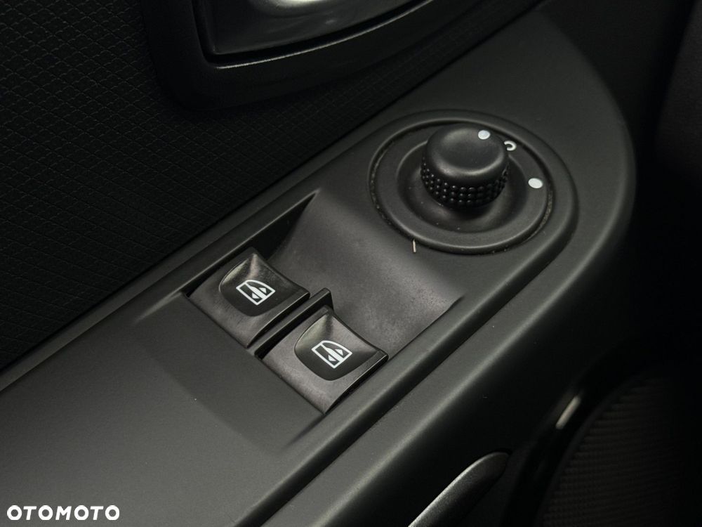 Renault Clio 0.9 Energy TCe Limited - 18