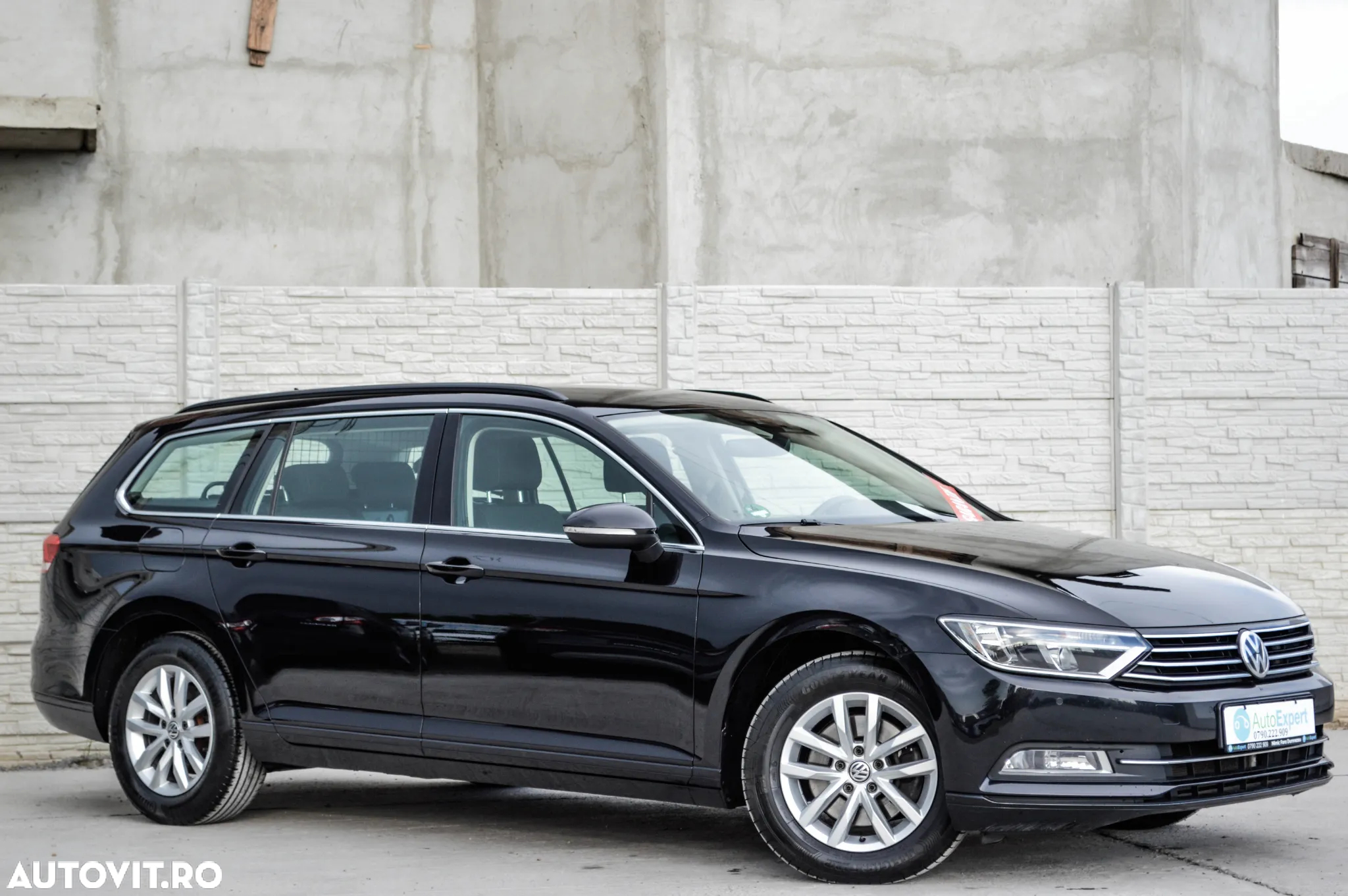 Volkswagen Passat Variant 2.0 TDI DSG Comfortline - 11