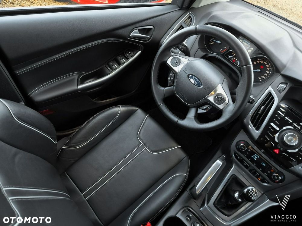 Ford Focus 1.6 EcoBoost Titanium - 18