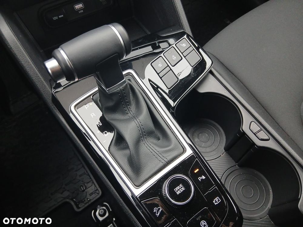 Kia Sportage 1.6 T-GDI M 2WD DCT - 19