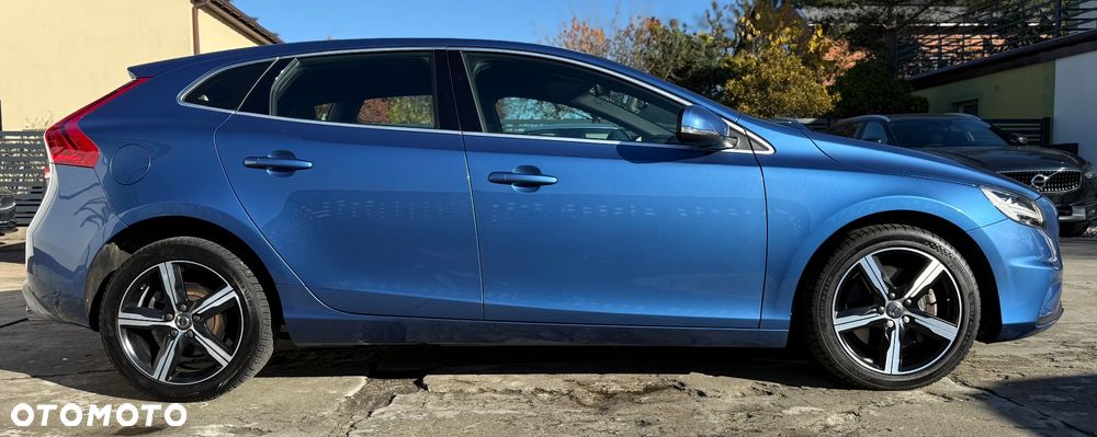 Volvo V40 D3 Drive-E R-Design Momentum - 7